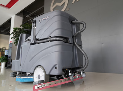 駕駛式洗地機(jī) 駕駛式洗地機(jī)